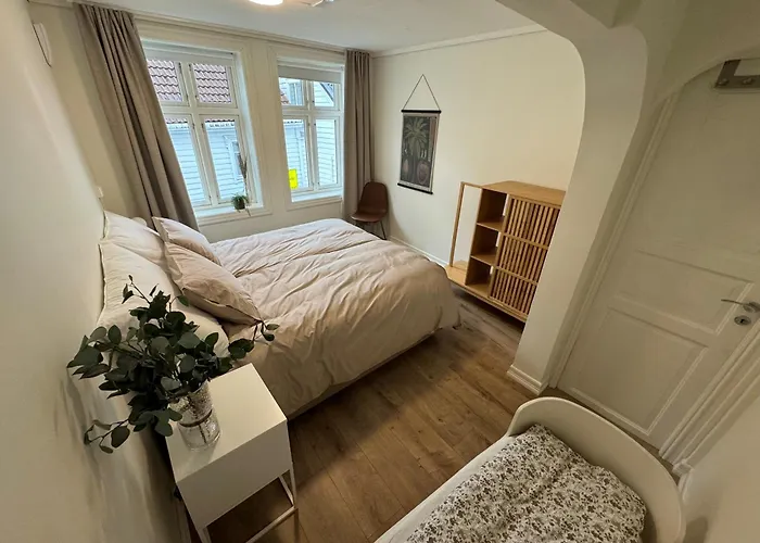 Bergenshus Rett Ved Bryggen I Appartamento *