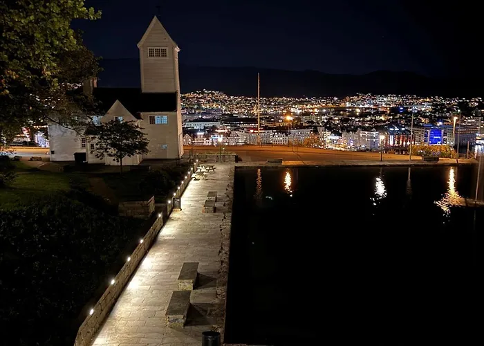 Bergenshus Rett Ved Bryggen I Apartment Bergen