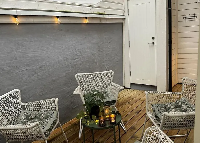 Bergenshus Rett Ved Bryggen I Appartamento Bergen